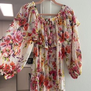 MANGO off the shoulder elastic shirt. Floral print